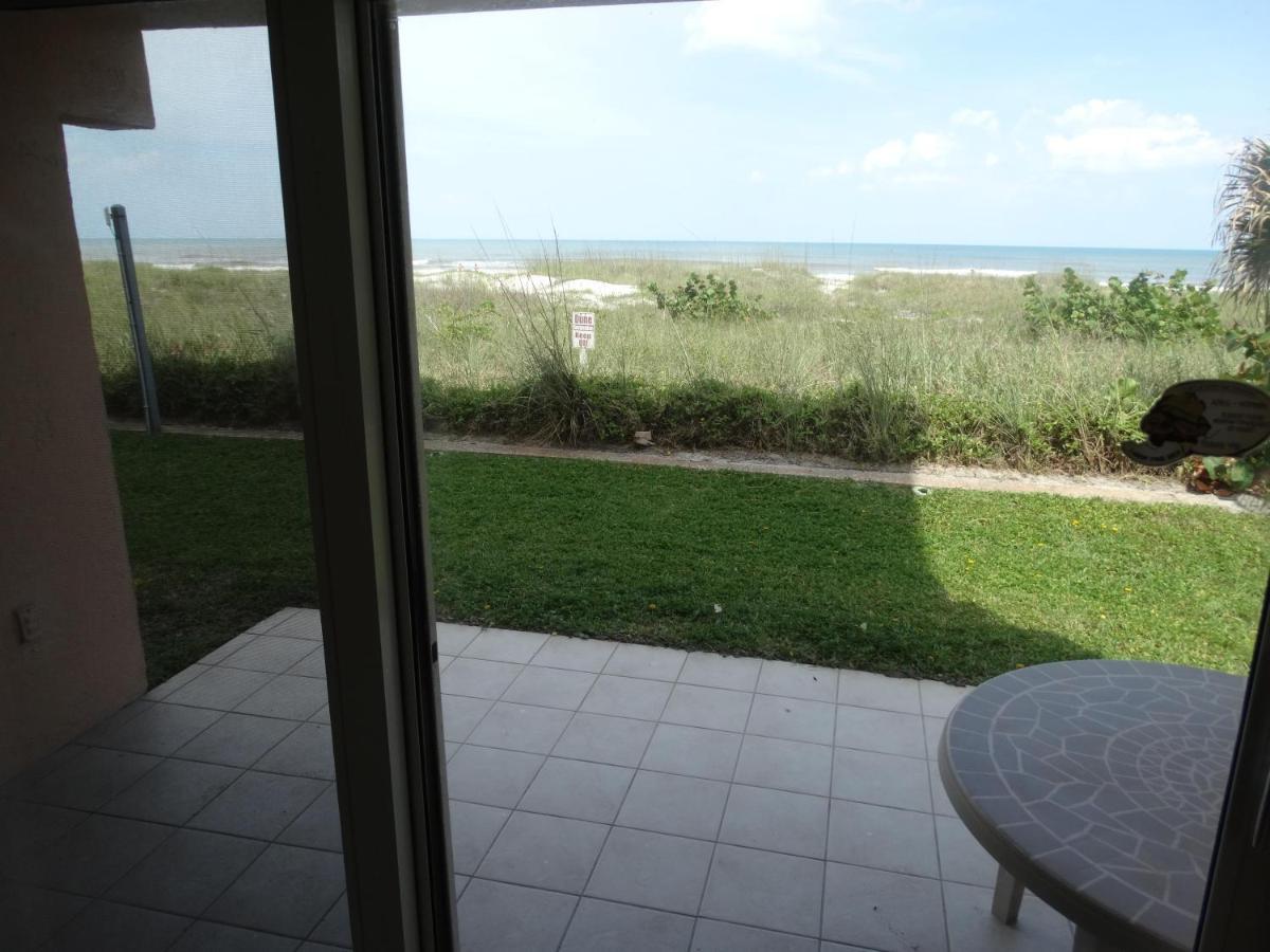 Spanish Main Unit 4- Direct Oceanfront Condo! Cocoa Beach Bagian luar foto