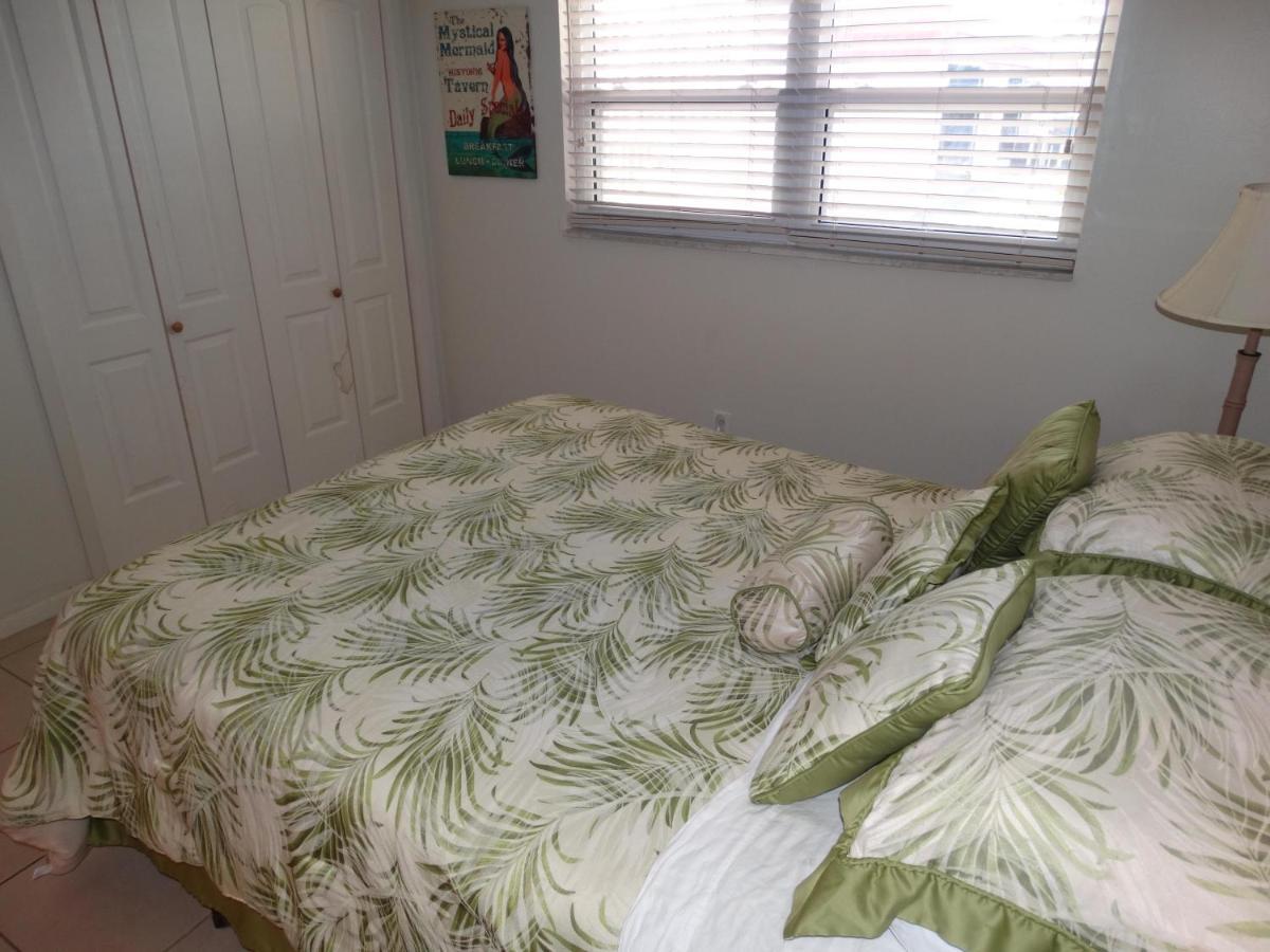 Spanish Main Unit 4- Direct Oceanfront Condo! Cocoa Beach Bagian luar foto