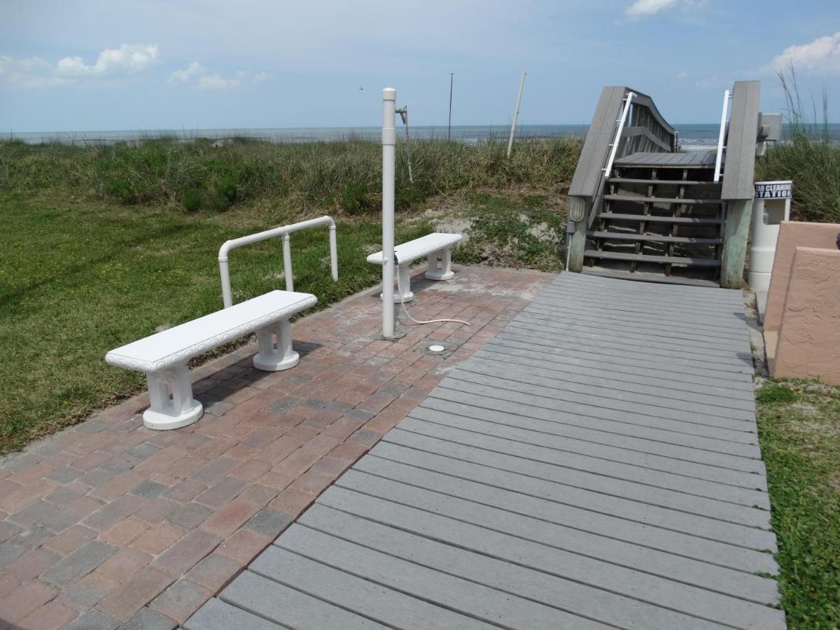 Spanish Main Unit 4- Direct Oceanfront Condo! Cocoa Beach Bagian luar foto
